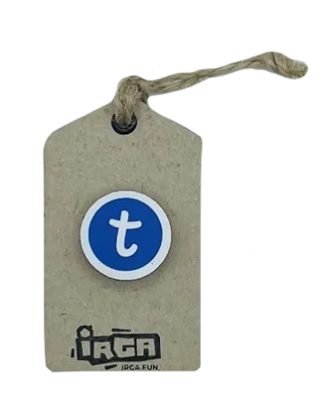 Значок из дерева Талисман