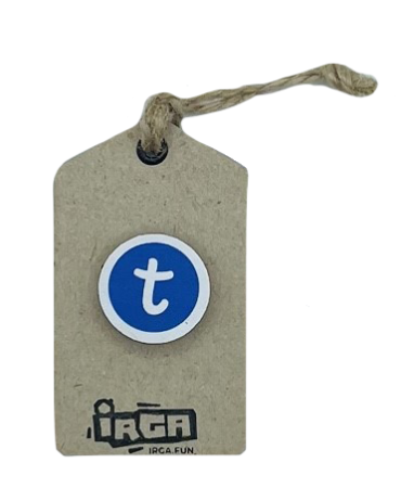 Значок из дерева Талисман