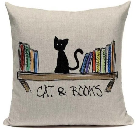 Декоративная наволочка с надписью Cat&Books  45х45